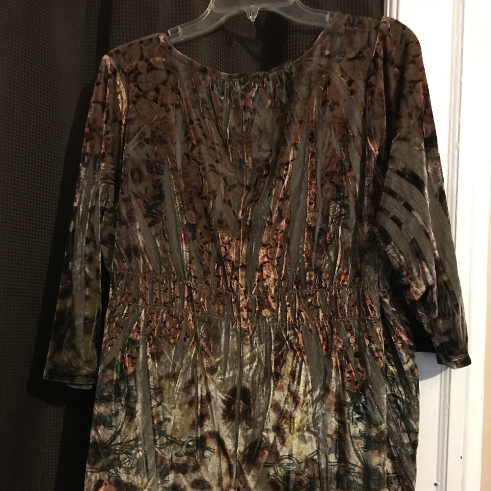 women's shirt